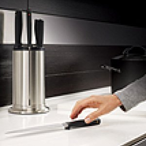 JOSEPH JOSEPH Elevate™100 Bread Knife / nôž na chlieb