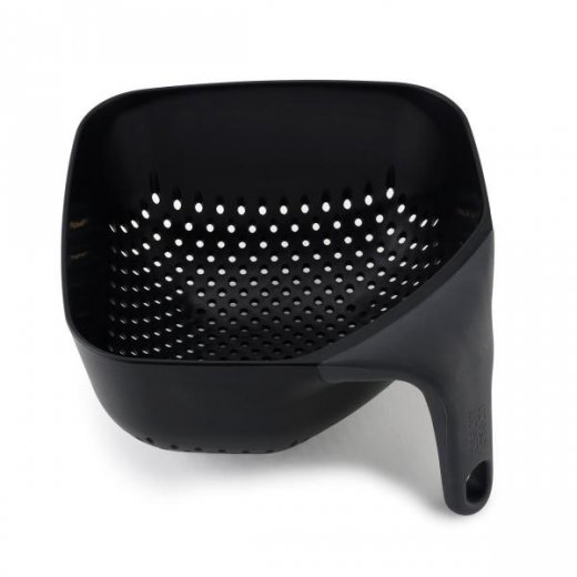 Kubický cedník JOSEPH JOSEPH Square Colander™- veľký/čierny