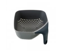 Kubický cedník JOSEPH JOSEPH Square Colander™- malý/šedý
