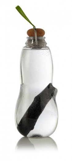 Filtračná fľaša s binchotanom BLACK-BLUM Eau Good, 800ml,  so zelenou značkou
