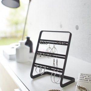 Stojan na náušnice YAMAZAKI Tower Earring Stand - čierny
