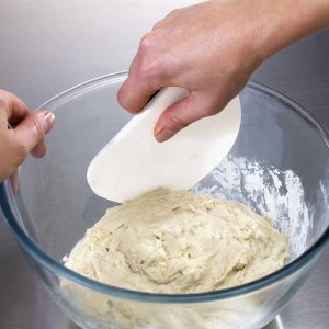 Stierka/krájač JOSEPH JOSEPH Duo Bake™