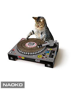 Škrábadlo pre mačky SUCK UK DJ Scratching
