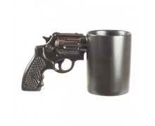 Hrnček INVOTIS Pistol Mug, čierny