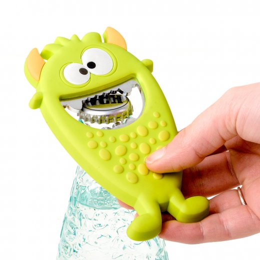 Vtipný magnetický otvárač na fľaše BALVI Monster, zelený