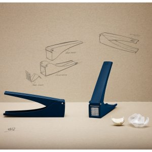 Rozložiteľný lis na cesnak  STELTON RIG-TIG Garlic Press