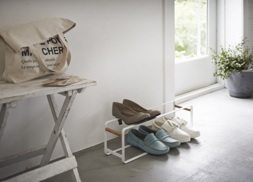 Stojan na topánky YAMAZAKI Tosca Shoe Rack, biely (kov, drevo)