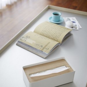 Zásobník na papierové obrúsky (kov, drevo) YAMAZAKI Rin Box, biely