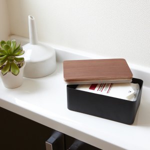 Zásobník na vlhčené obrúsky YAMAZAKI RinWet Box, hnedý/drevo