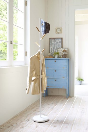 Stojanový vešiak YAMAZAKI Plain Pole Hanger, biely (kov, drevo)