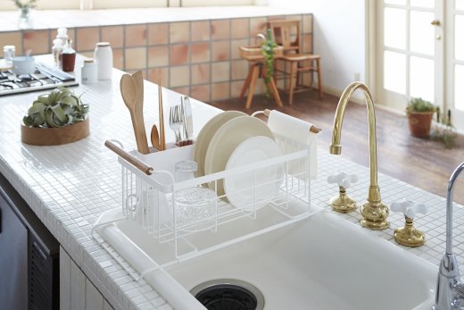 Odkapkávač nad drez YAMAZAKI Tosca Over Sink (biely)