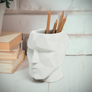 Stojan na písacie potreby BALVI The Head (biely cement)