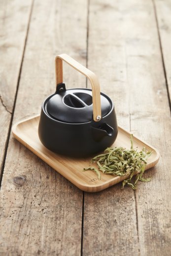 Porcelánová čajová kanvica s bambusovým madlom POINT VIRGULE, matná čierna, 1 l.